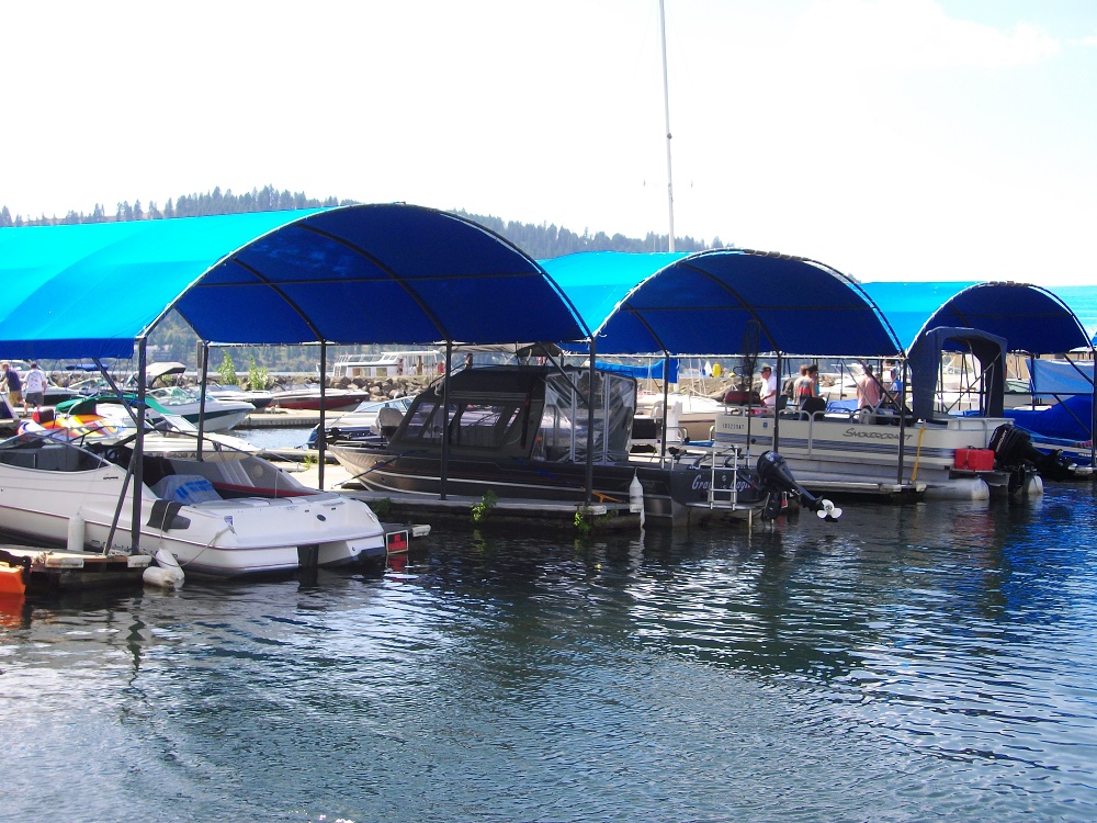 Blue tarps over boats at Gateway Marina, Harrison Idaho